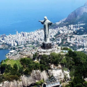 Trem do Corcovado e acesso sem filas ao Cristo Redentor