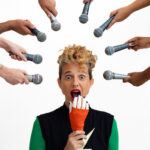 Letruxl no CIRCO VOADOR - RJ Letrux no Circo Voador é sempre um acontecimento. A cada novo voo pela lona bate aquela expectativa pra saber o que ela vai entregar. E, sexta, 04 de julho, a cantora chega com um presentaço para celebrar 20 anos do seu primeiro show ao vivo. No repertório, Letrux promove uma verdadeira viagem pela maravilhosuda cena independente brasileira dos anos 2000 a 2010, revisitando canções de artistas que, junto com ela, fazem o midstream nacional ser tão potente: Céu, Tulipa Ruiz, Ava Rocha, Anelis Assumpção, Domenico Lancellotti, Curumin, Cidadão Instigado, entre outros. Dando início aos trabalhos e diretamente de Floripa, a banda Nouvella traz seu rock e blues em seu début no palco do Circo. Nos intervalos, rola aquele DJ set classudo com Tata Ogan. Uma boniteza dessas não dá pra perder. Bora todo mundo! Otimizações a Considerar: Certifique-se de incluir todas as informações relevantes, como data, horário, localização e preço do ingresso, para facilitar a compreensão do público. Utilize negrito para destacar informações importantes, como a data, horário e preço do ingresso. Considere adicionar um apelo à ação claro para encorajar os leitores a entrar em contato para mais informações ou comprar ingressos. Mantenha a descrição do evento concisa, envolvente e informativa para atrair o interesse do público-alvo. Verifique a ortografia, gramática e formatação para garantir um texto profissional e sem erros. Se necessário, inclua detalhes adicionais relevantes, como a presença de artistas especiais, atrações ou atividades específicas relacionadas ao evento. Evento escrito em Portugues do brasil e traduz para inglês com um separador a baixo