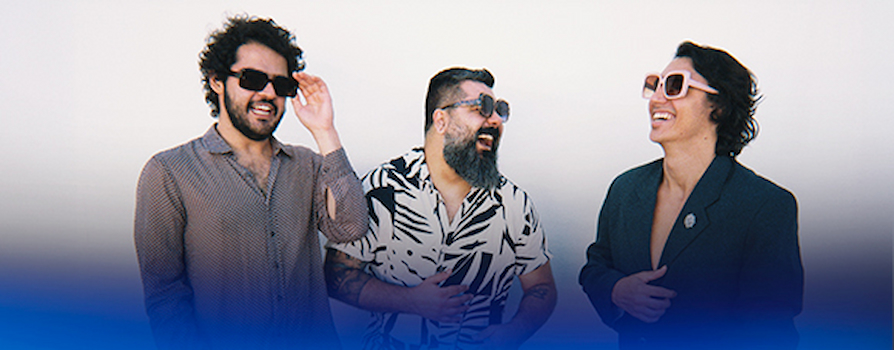 CARAVANA FUMEGANTE NO BLUE NOTE