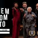 O homem decomposto no Teatro Poeira