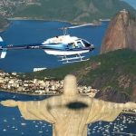 Voe sobre o Rio de Janeiro em um helicóptero