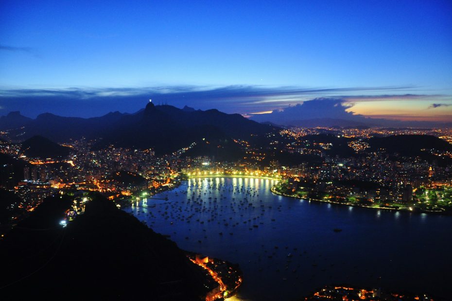 Find out where there are Baile Charme in Rio de Janeiro: Viaduto de Madureira, Rio Antigo, free dances, classes, schedules and tips.